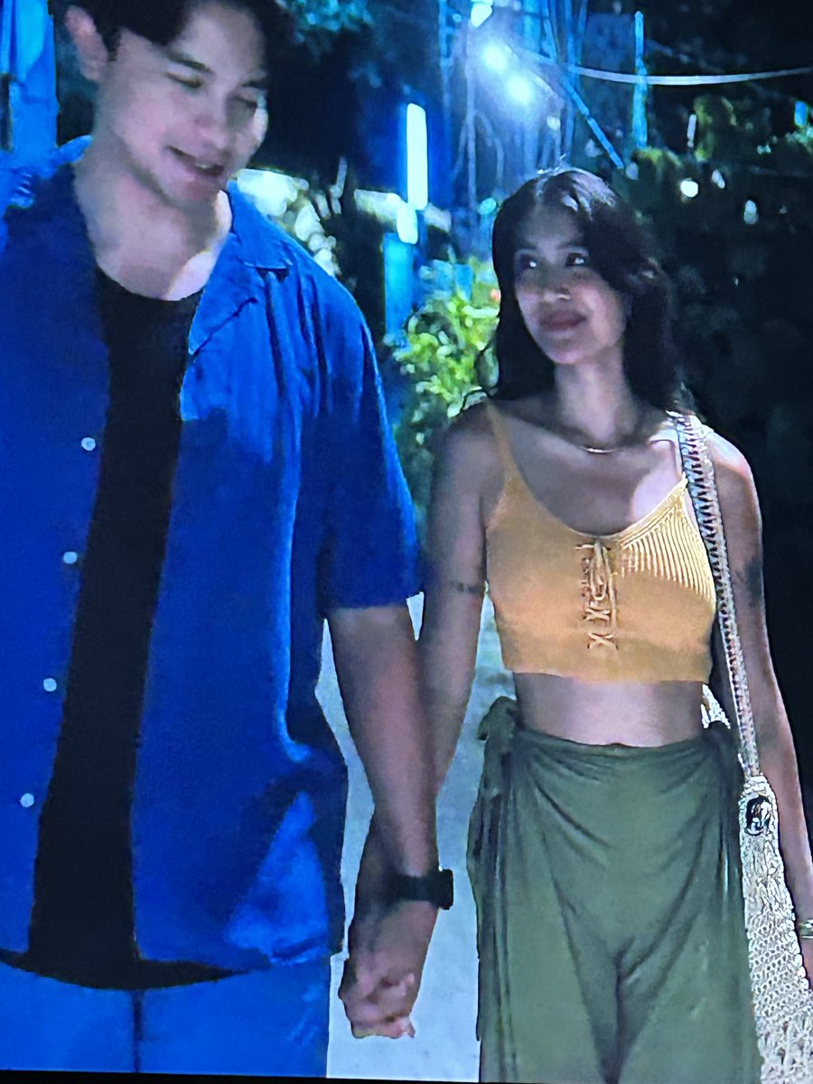 jeannieDV's tweet photo. Sandaleee!
Did I miss anything?
Has the relationship been verbally defined?!!
@aldenrichards02 @Viu_PH
#LSStrongerTogether
#LoveSiargao
#ALDENRichards
JAOxALDEN NoMatterWhat https://t.co/1rGxmVVdYW