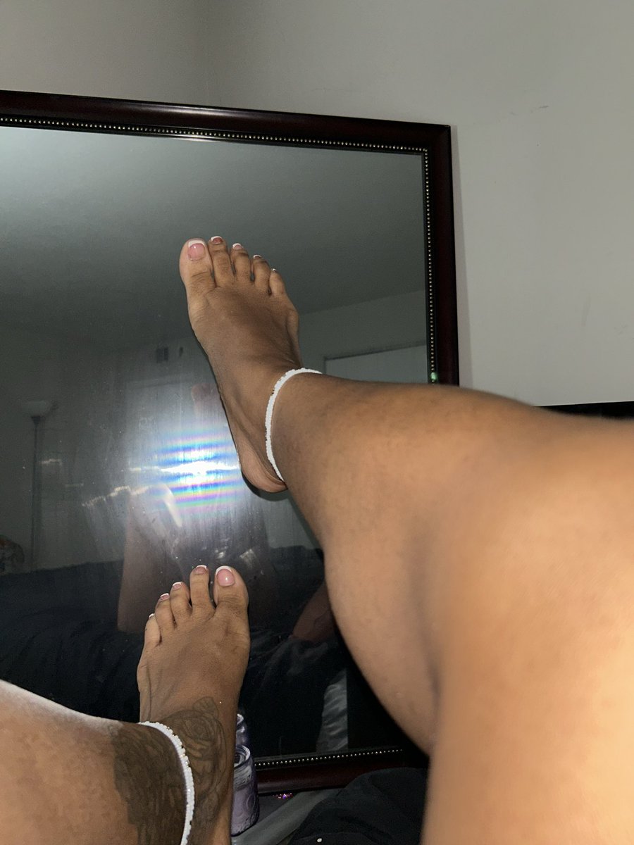 QueenEanom's tweet photo. Missing Something Between These Two? 👣🍆🤭 #feetfetısh #feetworshi̇p #feetfetıshly #feetcare #feetphotography #feetlovers #feetcontent #prettyfeet https://t.co/LQx6gpTWtz