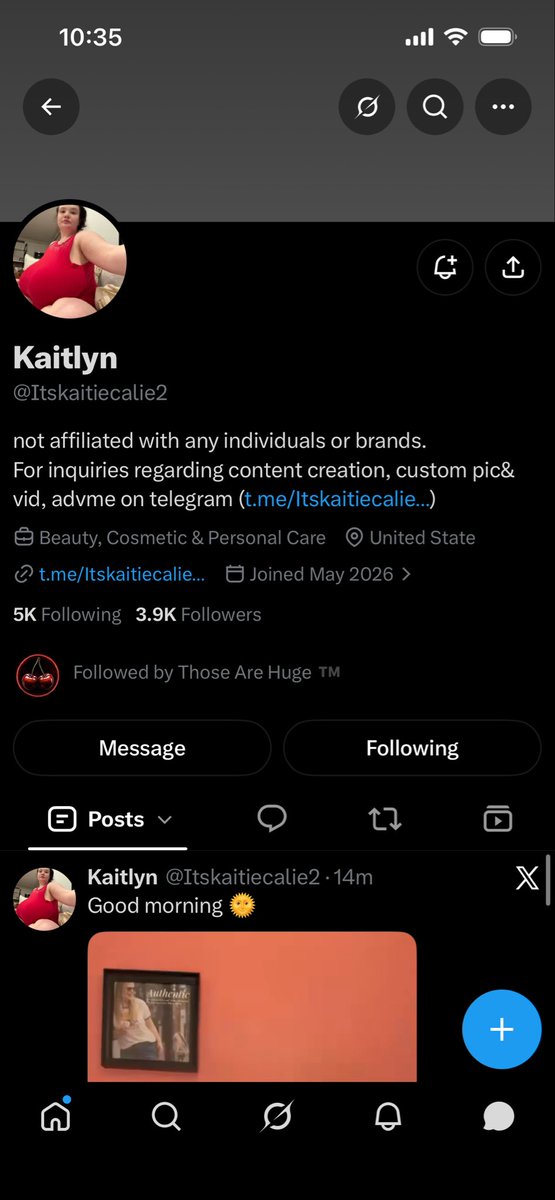 SamSith10's tweet photo. @itskaitiecalix This “woman” is messaging me claiming to be you and go on here private site 
https://t.co/Asz9i0UtA2 https://t.co/TDKyG9lw6d