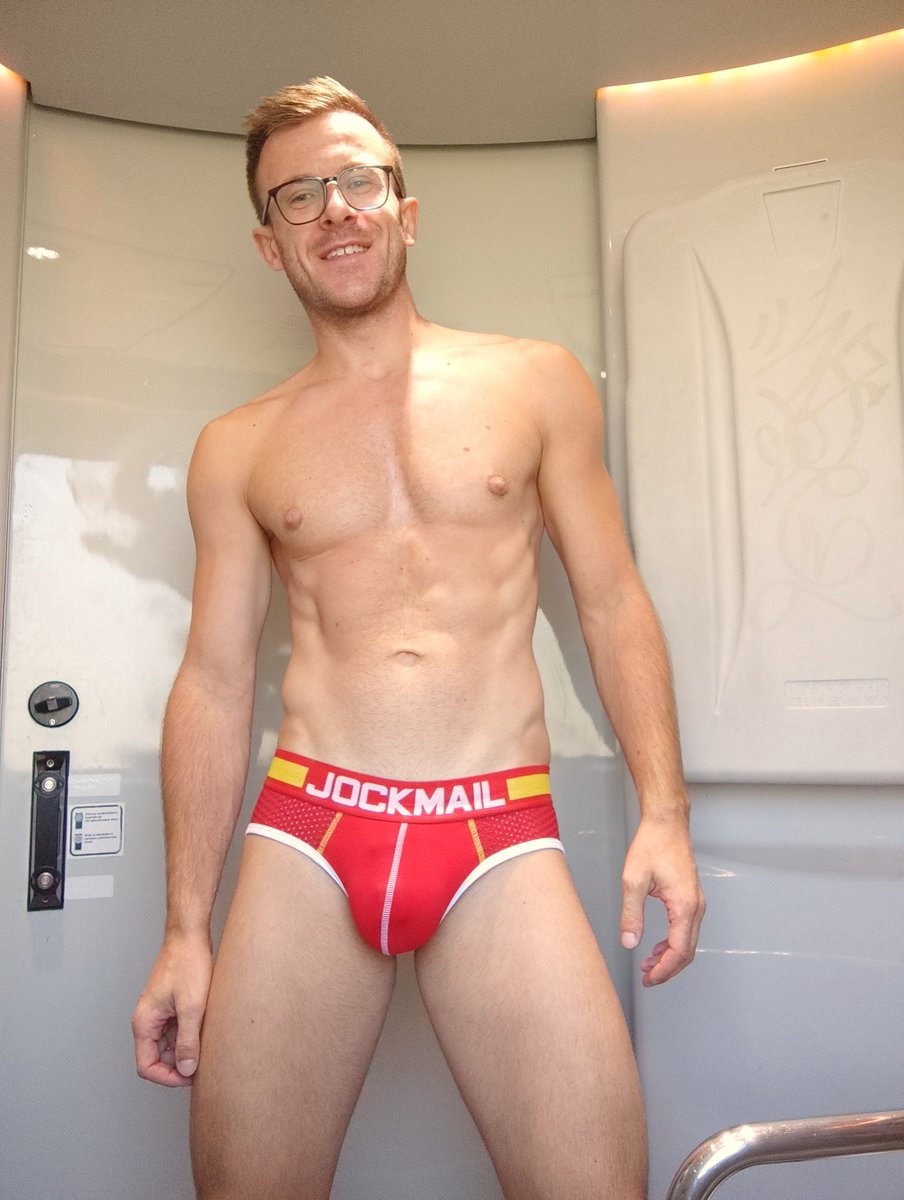 slaveboy4Sir's tweet photo. Reporting to my Master from a train ride like a good locked slave should 😈🔐⛓️ https://t.co/ozZ1qWv4un