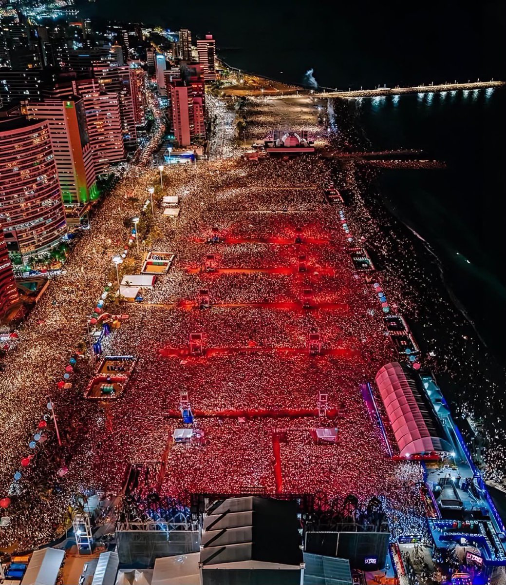 batuhanppn's tweet photo. Bunu yapabilecek bir sanatçı adı ver. https://t.co/MciYynBOBq