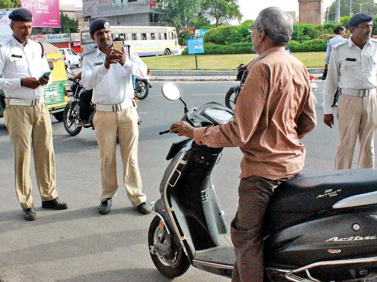 DeshGujarat's tweet photo. Gujarat’s New Challan System: Unpaid Fines After 75 Days to Suspend Vehicle Licence &amp; Registration Services
https://t.co/c5PLkUH055 https://t.co/w4skco7cnj