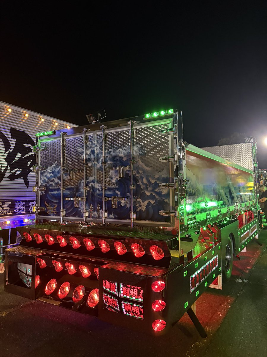 kazrv_'s tweet photo. どれもテールの迫力凄すぎて夜中に後ろ走ったらおしっこちびる https://t.co/oNsce5S6MW