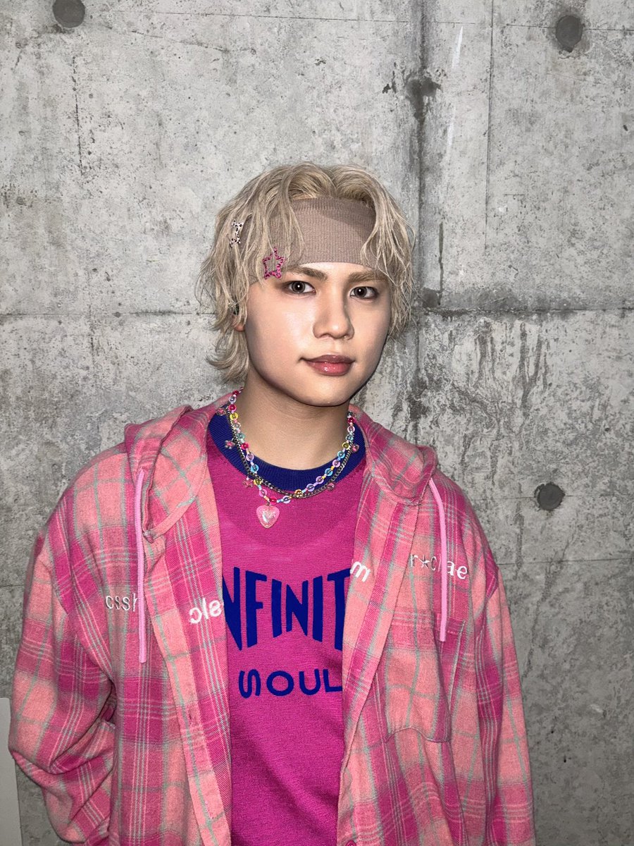 buddiis's tweet photo. 本日のオフショットを公開！

📸ステージ袖で撮影した写真✨

#BUDDiiS https://t.co/BPrMEL0obU