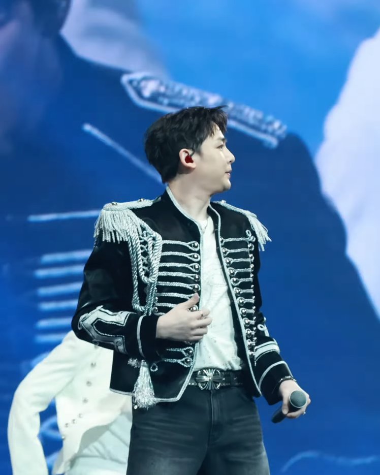bccouture1991's tweet photo. with 2PM

15th Anniversary Concert “THE RETURN” in INCHEON

@follow_2PM

Co-work With Stylist 배건령 실장님

#2pm #투피엠 #콘서트의상 #무대의상제작 #bccouture #JUN_K #CHANSUNG #NICHKHUN #OkTaecYeon #JangWooyoung #LEEJUNHO #스타일리스트 #무대의상 #kpop #아이돌의상 #비씨꾸뜨르 https://t.co/zjLGmtgzpr