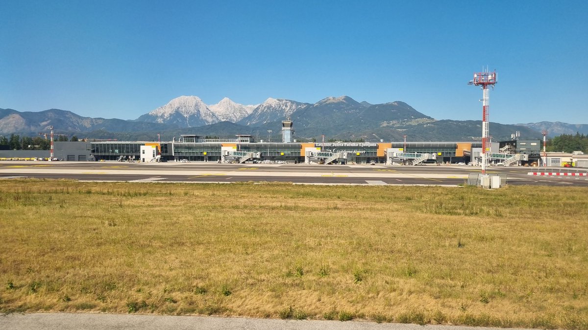 arrivalservice's tweet photo. Ljublijana-Slovenia https://t.co/wqgt6M2C3m