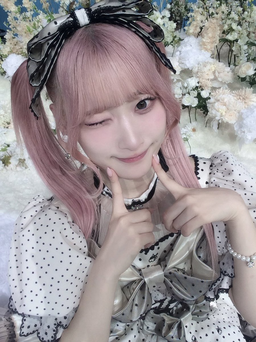 saitou_kiara's tweet photo. ＝LOVE 21st single
『 恋、はじめました。 』

MVが公開されました♡♡
ぷるんとかわいいMVになっています🫧♪

♡https://t.co/0YzVgGhZ3N♡

この夏、イコラブちゃんに恋してね💗 https://t.co/355uyZqRNq