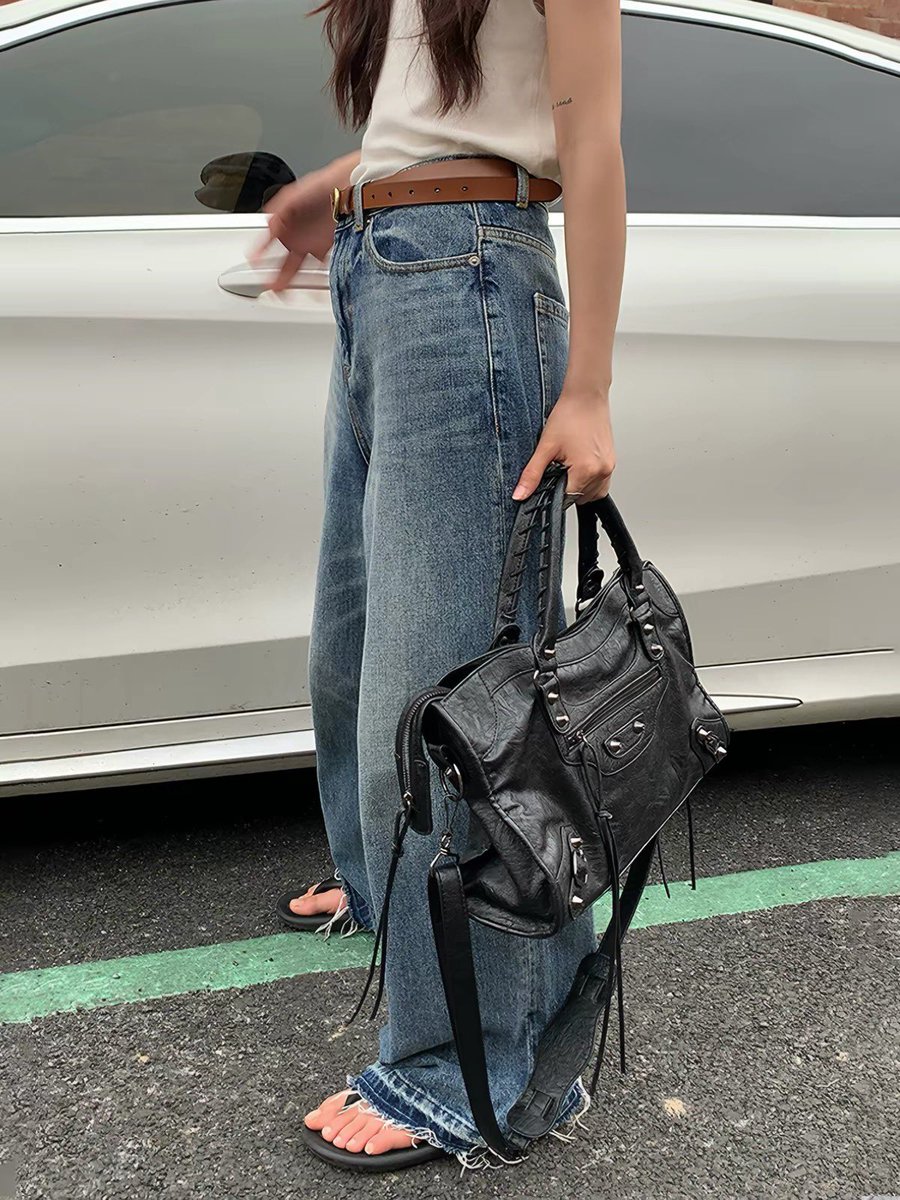 friendlyxstore's tweet photo. Jandress - paris locomotive bag  
ลดเพิ่มมม!! รุ่นที่ขายดีที่สุดตอนนี้เลย 💭 
ไซส์ใหญ่ 950฿ ไซส์เล็ก 890฿ ส่งฟรี (รับมัดจำ50%) https://t.co/T7vOV6vmFi