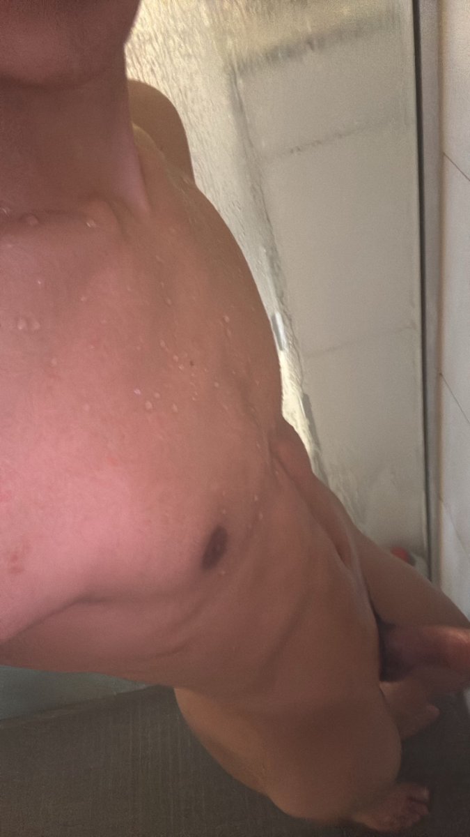 freakyyyguy's tweet photo. dms open🙈 https://t.co/a5SqT0Ichs