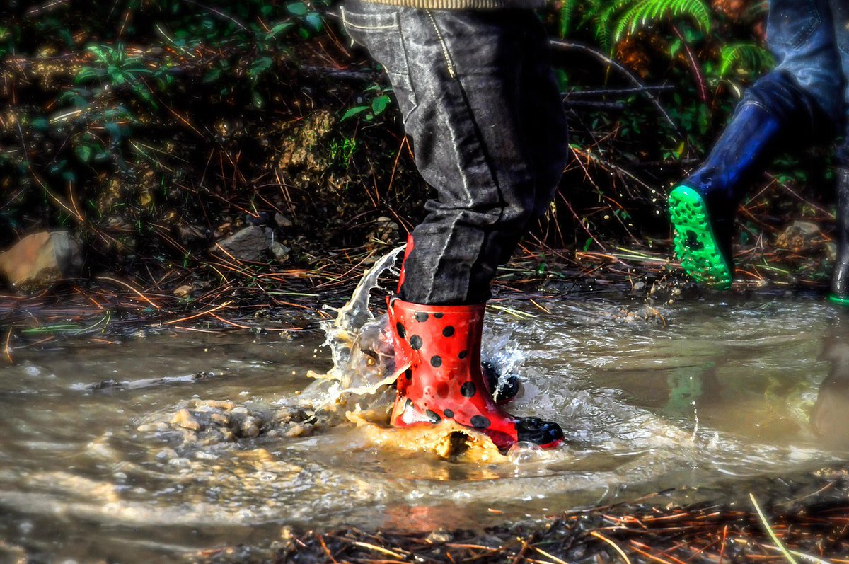 healthystep's tweet photo. From running shoes and walking boots to work shoes and wellies, different footwear places different demands on your feet. 

Find support suited to the shoes you wear: https://t.co/CCoAbQtnKR 

#Insoles #FootSupport https://t.co/bpssvEz7TE