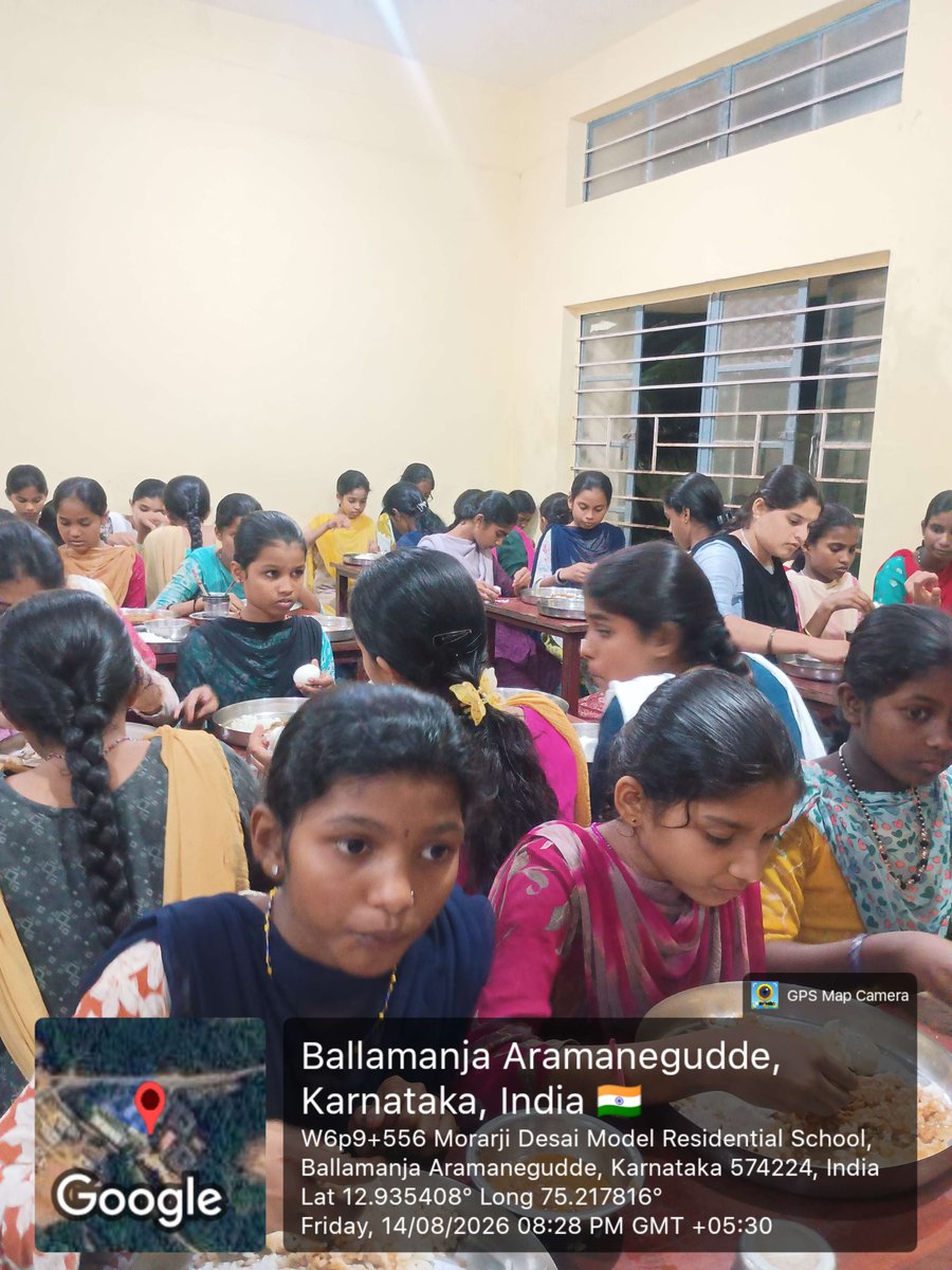 MachinaMorarji's tweet photo. Dinner @ Morarji Desai Residential school Machina 142, Belthangady https://t.co/FqXERr1rtJ