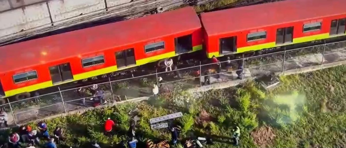 RedVialRC's tweet photo. Se descarrila vagón del @MetroCDMX dentro de rieles de prueba en talleres de Ticoman. https://t.co/QuO5cAa2dC