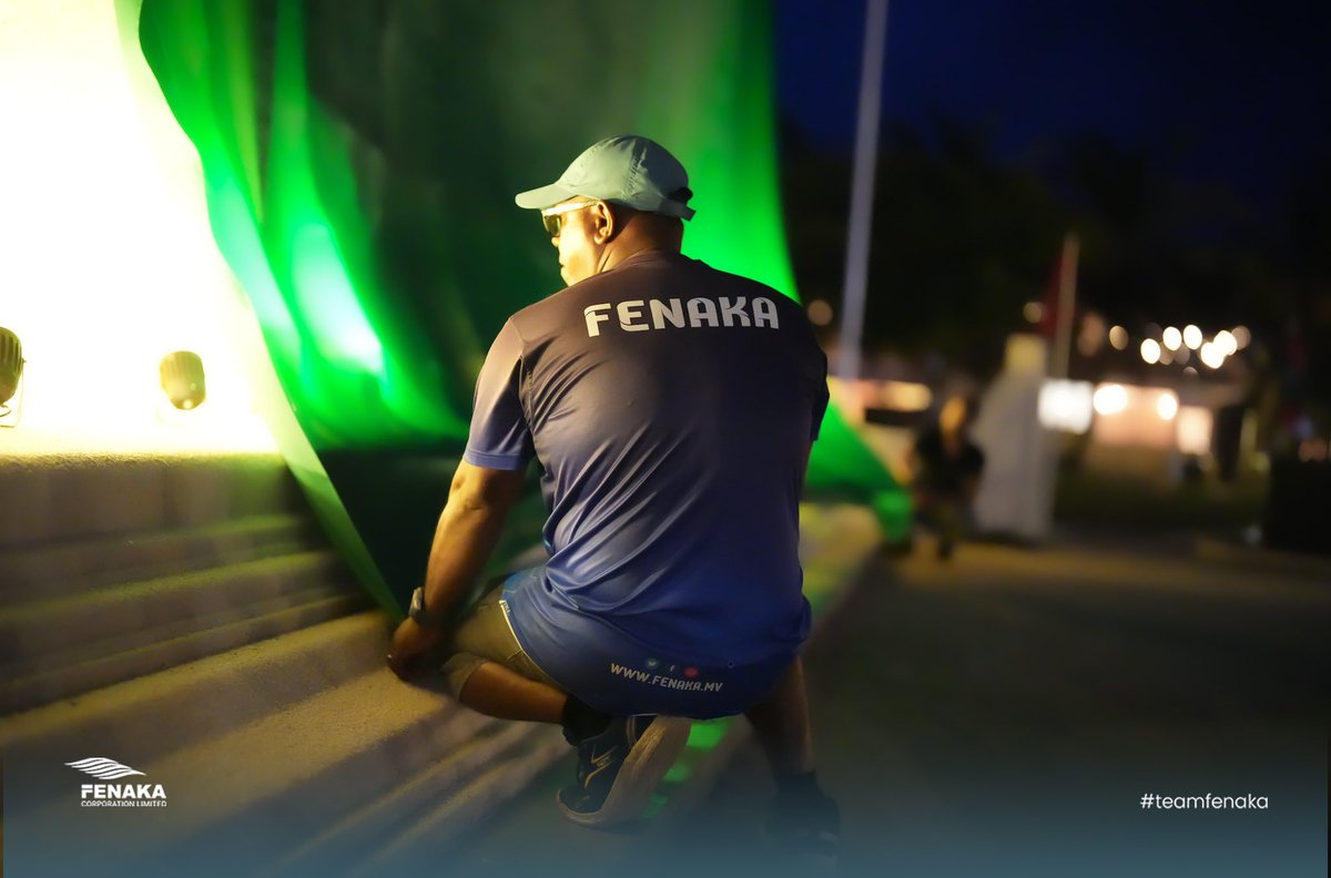 TeamFenaka's tweet photo. ހއ. އުތީމުގައި ބޭއްވުމަށް ހަމަޖެހިފައިވާ ޤައުމީ ދުވަހުގެ ރަސްމީ ޖަލްސާއަށް އެ ރަށް ތައްޔާރުކުރުމުގެ މަސައްކަތުގައި، ފެނަކަ އުތީމު ބްރާންޗުގެ މުވައްޒަފުން ދަނީ ވަރަށް ހަރަކާތްތެރިކަމާއެކު ބައިވެރިވެ، ބޮޑު އެހީތެރިކަމެއް ފޯރުކޮށްދެމުން.

#TeamFenaka https://t.co/W1g507awlK