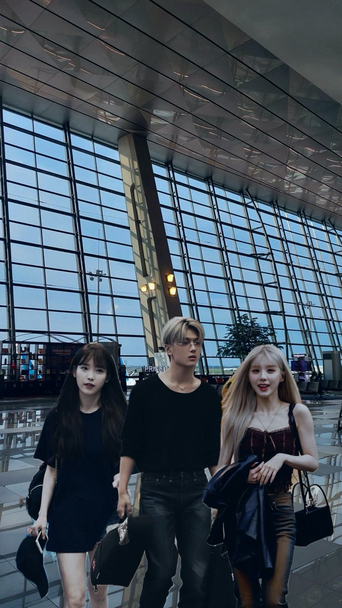 vcracity's tweet photo. ㅤ 

Finally, some time for a vacation. 🤍

ㅤ https://t.co/LQnrJSFCj7