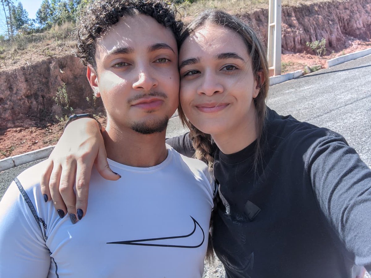 _iam_joo_'s tweet photo. Completamos 9 meses juntos, amooooooo https://t.co/VxVxNToHjQ