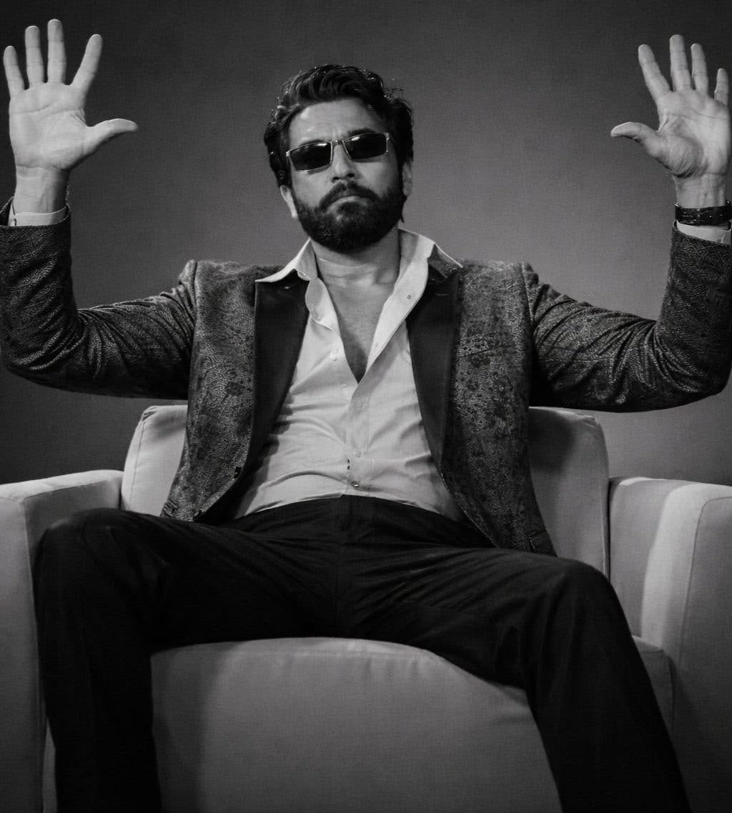 Vishnusuriyatcr's tweet photo. #VishwanathAndSons BMS Bookings nearing 30K/HR!! 🥶🔥
#VASFromToday #VASBlockbuster https://t.co/EprZ8tXGu9