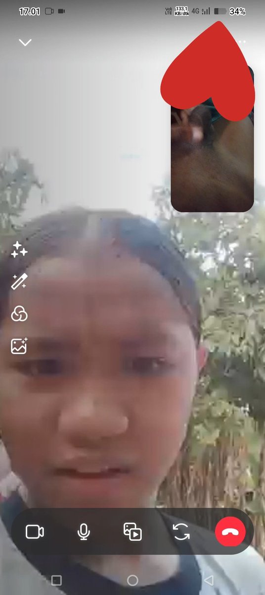 RIVALDOalfk's tweet photo. Vc dlo ee 😁😁🤣🥰 https://t.co/MKgyg5i0rf
