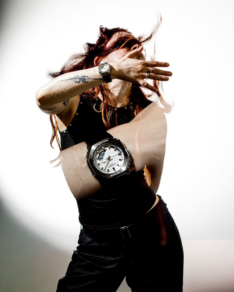 GShock_US's tweet photo. Make every move count. 💫
Hair in motion, confidence on full volume. Made to move with you, wherever the moment takes you.

⌚️: GMS2110-1A7

Keep the energy going. Explore more: https://t.co/5RO7hyf4mQ https://t.co/3aNggB5l9u