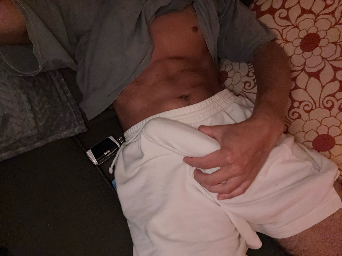 jjjackjackk's tweet photo. ig i wake up horny every day actually 🤷🏻‍♂️ https://t.co/Xn1HxNlsLc