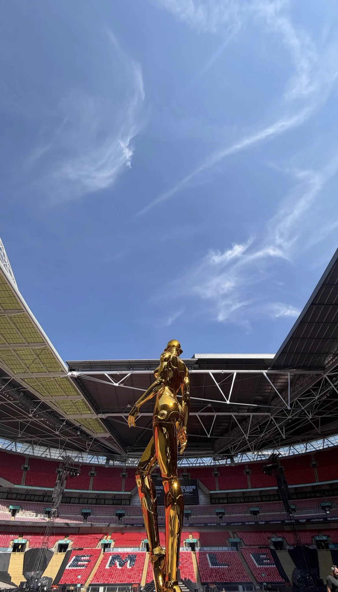𝙼𝙴𝙼𝙴𝙽𝚃𝙾 𝙼𝙾𝚁𝙸 𝚇𝙾💀 on X: "The Weeknd posts from inside Wembley Stadium ...