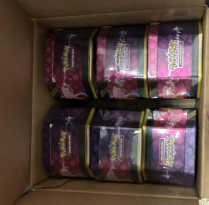 PBSTUK's tweet photo. 🚨Tesco Drop🚨

Tesco are going to be doing another Pokemon drop on Friday 28th August. Similar to the previous drops we have seen instore via the Entertainer. Being told more Tesco Stores will have stock this time around, the products dropping as a followed.

Pitch Black Sleeved Booster
Pitch Black 3pk Blister
Pitch Black Checklane Blister
Mega Moonlit Tins
First Partner Boxes (either S2 or S3)

Thanks to @LordMersgoth for the info