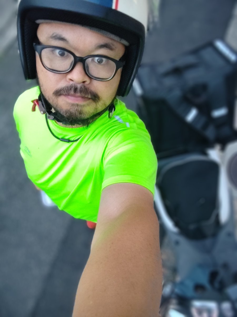 takeboo35's tweet photo. 大人の夏休み。7日目 

​雨予報でキャンプ諦めてウーバーにしたのに降らなくて大ハズレ😔

でも遊ぶ金欲しいから7時間走って11,047円🛵

​そのあと映画『マイケル』をカブを握り鑑賞。マイケルの偉大さとピュアな心にめちゃ感動……🥲
今さら、史上最高のエンターテイナーにガチでハマリそう、フォー😱 https://t.co/4nVL0Cnug7