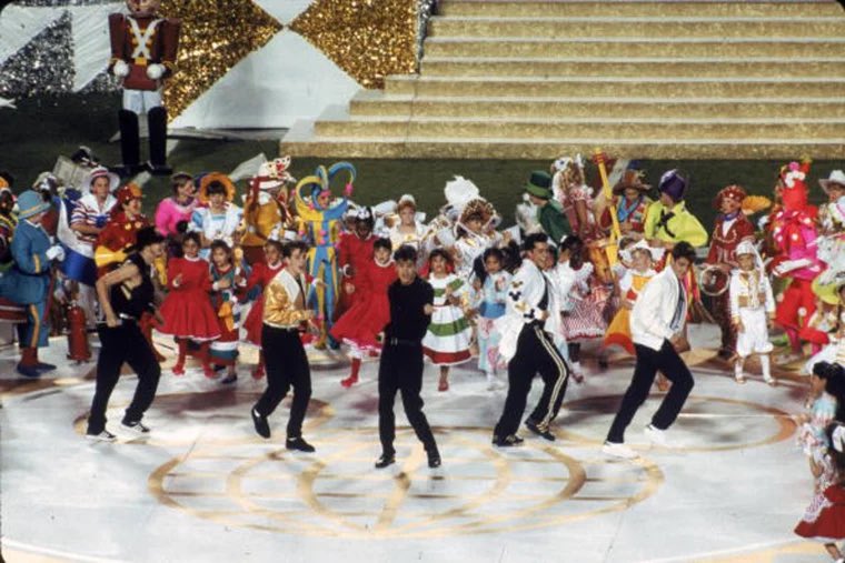AmmonJefferson's tweet photo. As a kid, I danced in a Super Bowl halftime show with New Kids on the Block. 🕺🏼 https://t.co/yeysm63LFB