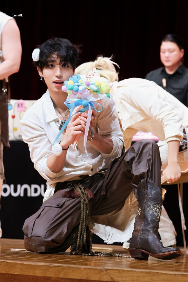 Lunatikkk_'s tweet photo. 260814 #한 #한지성 https://t.co/ZyFVQ4ztjr