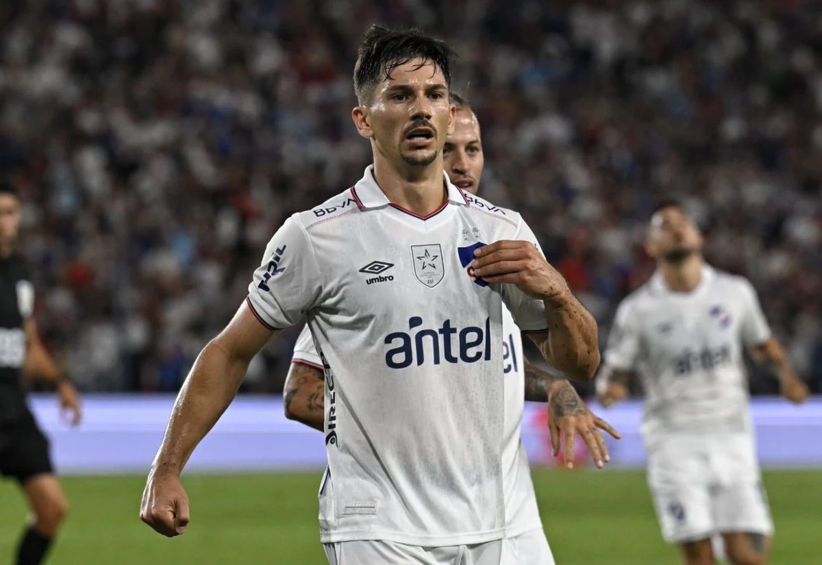 tendenciafutuy2's tweet photo. ℹ️: BAJA GRAVE PARA EL TRICOLOR🚨

Maxi silvera no estará mañana para el partido ante Racing❌

Debido a su ciclo menstrual el jugador se encuentra indispuesto y no será tomado en cuenta por Bava🤯😳 https://t.co/WHCqeTtHqg