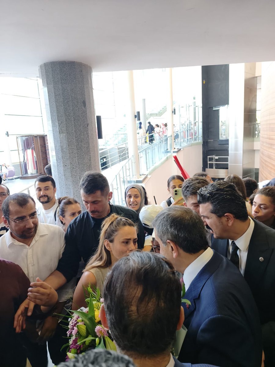 Erdinc_Trk's tweet photo. Aile Yılı’nda, ayrı düşen öğretmen ailelerinin kavuşmasını sağlayacak il emri müjdesini bekliyoruz. İlginiz ve desteğiniz için şükranlarımızı arz ederiz. @RTErdogan @dbdevletbahceli @_cevdetyilmaz @Yusuf__Tekin #25YildailEmriMujdesi
#25YildailEmriMujdesi
5 https://t.co/mGDqRh6VrI