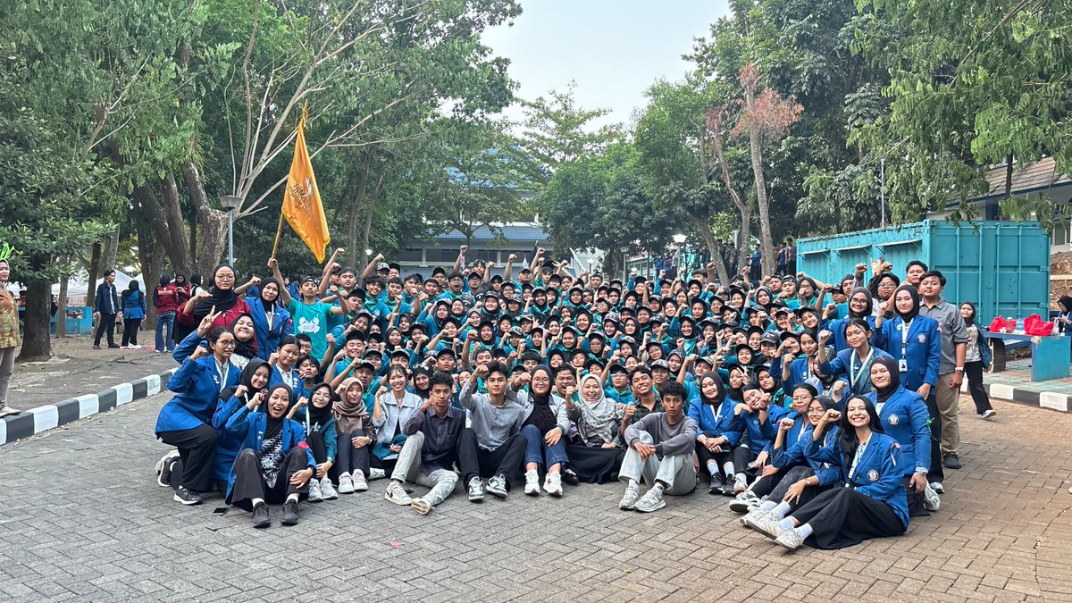 pirjabb's tweet photo. THP💙💙💙 https://t.co/Bzozz9rwLN