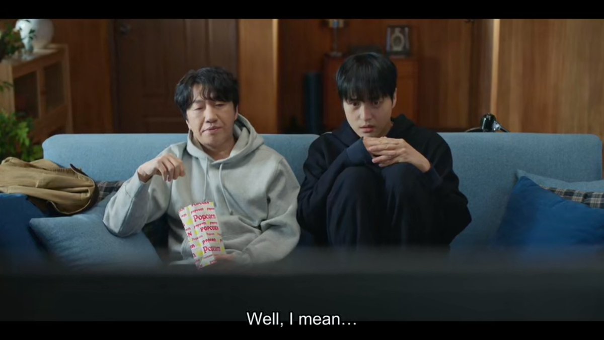 Ro_sheedah's tweet photo. When ghost no dey hear prayer in one language....you switch to 3 😂😂

PROSECUTOR MA😂

#SpookyInLove https://t.co/mhlrwnvYii