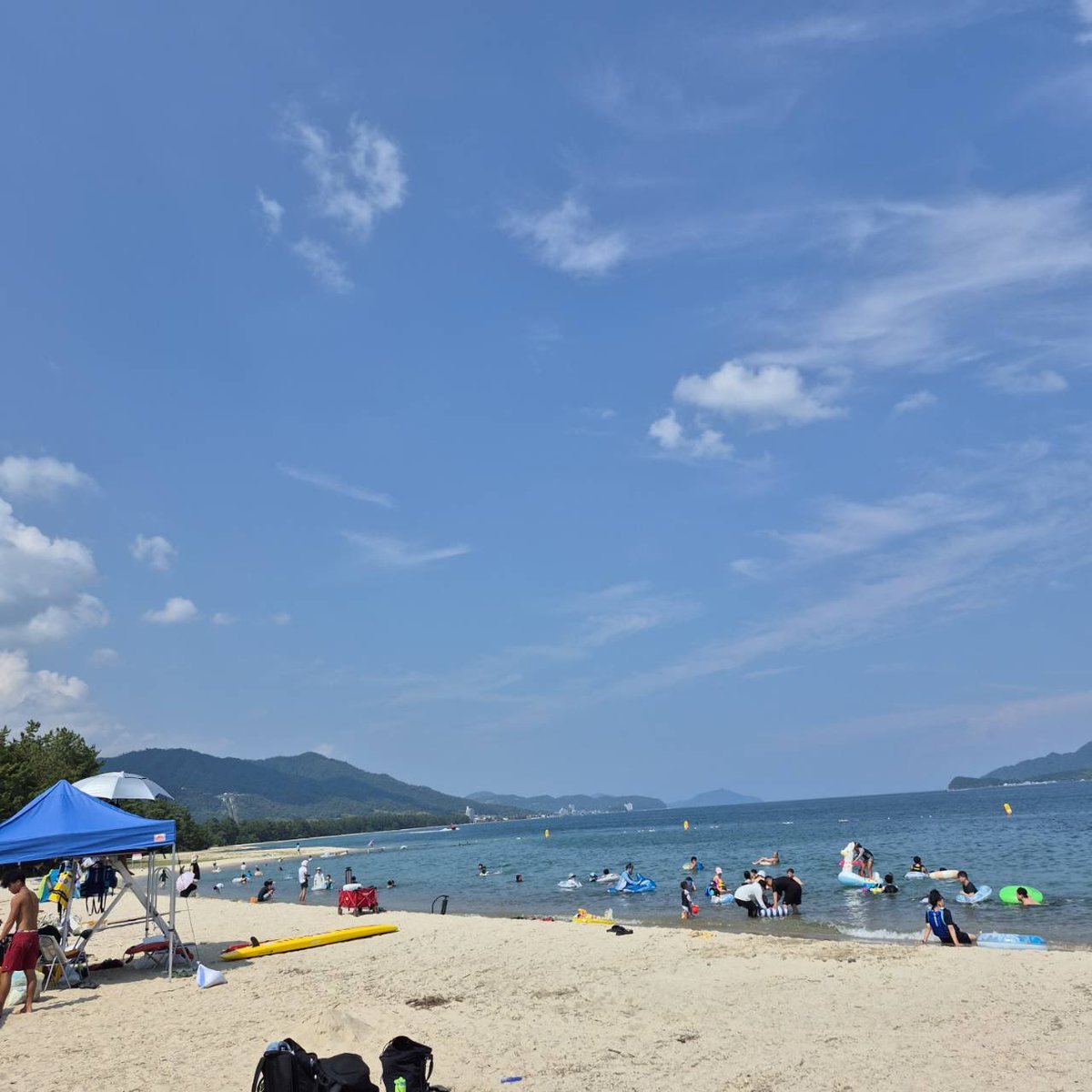 vrchat0930's tweet photo. 天橋立で海水浴と観光
大阪からでもちょい遠めで日帰り小旅行
ヨサムスメが気になって地酒飲み比べセット購入
飲みながらVRCしたいな https://t.co/WAdHOANMBV