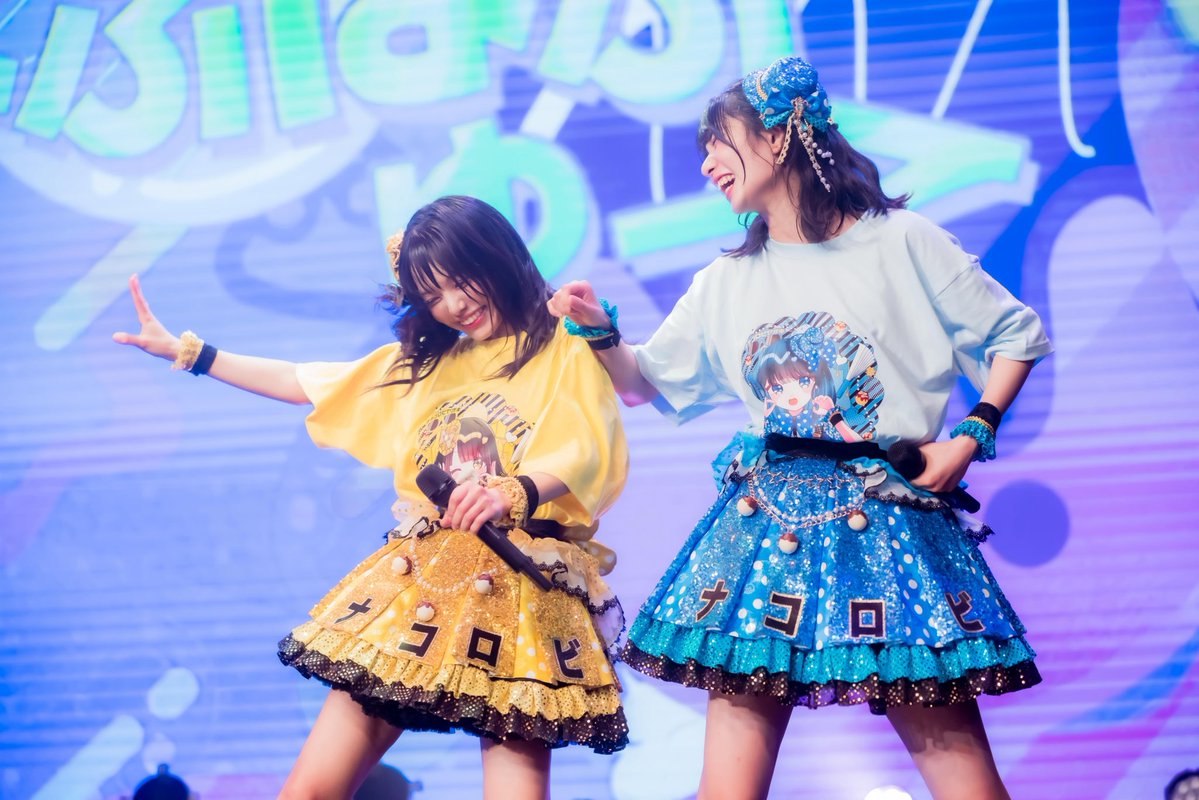 lemon_nanakoro's tweet photo. お誕生日おめでとう𝑯𝒂𝒑𝒚 𝒃𝒊𝒓𝒕𝒉𝒅𝒂𝒚🎉🎉🎉

出会った頃はあんなにちっちゃかったのにもう20歳！まだまだ赤ちゃんですけどね。喧嘩したりもしたけどこんなにも仲良くなれて毎日楽しい日々を送れててとても幸せ♡
勉強とアイドルって両立が本当に大変なのにずっとがんばってて偉いよお！これからもまりのことを応援させてください✨

今年も最高の1年に一緒にしようね！だーいすき！♡