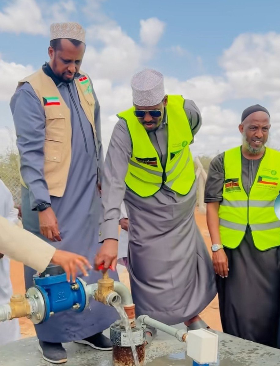 Iyyesa's tweet photo. Hon. @Moadow's leadership is driven by service;where public resources are managed with prudence; and where every one takes part in decision-making.
We are certain sensible people of wajir south will automatically re-elect such unique leader without second thoughts doubts. https://t.co/xd1cavIS5a