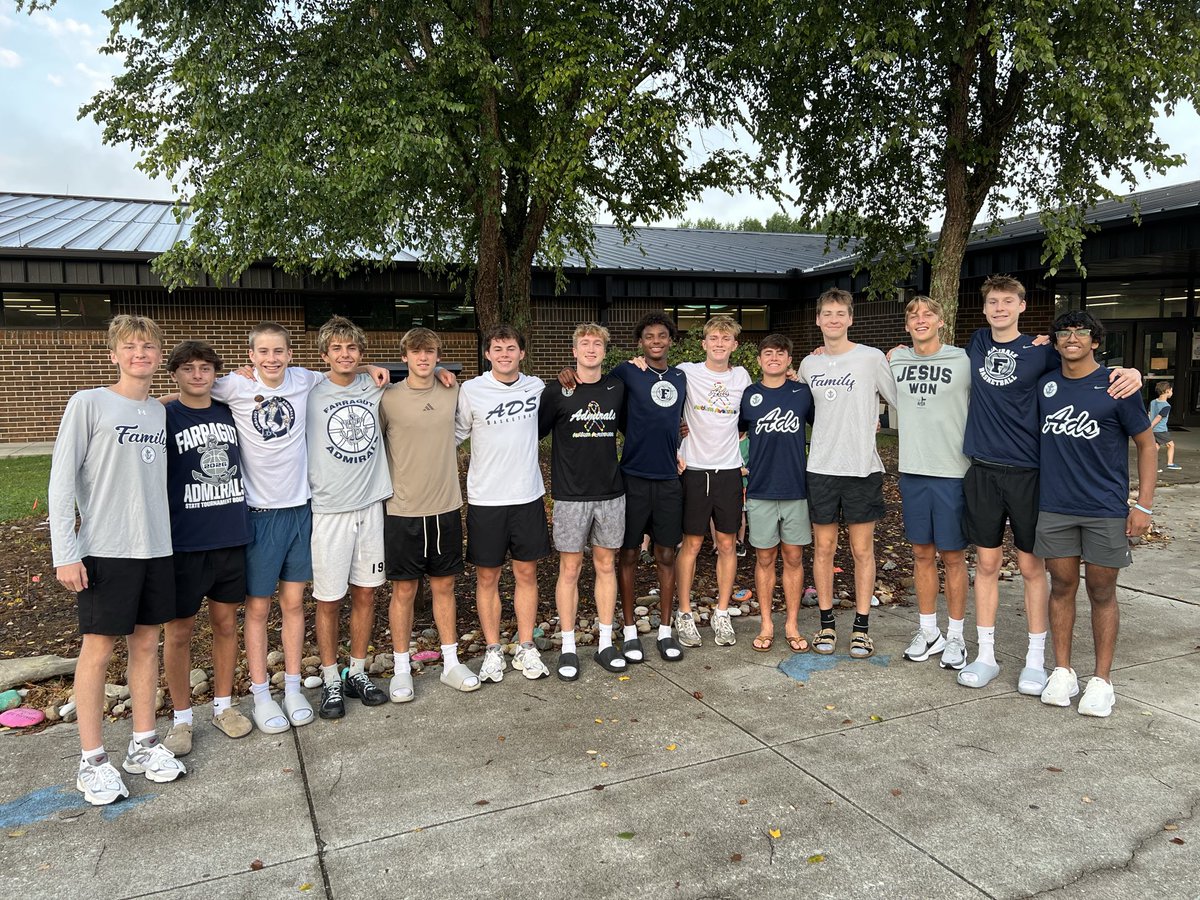 J_Burris_1's tweet photo. School has started back! We’d appreciate any support. We will also run our money dolley fundraiser when the season starts if you are looking for those items again!

https://t.co/Izld8RazSf https://t.co/NWSUbRz0UF