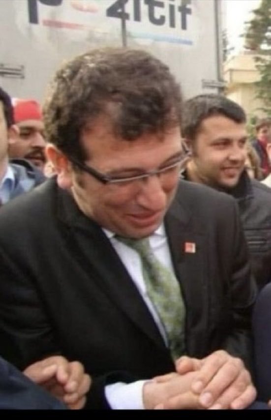 parasizceo's tweet photo. 100 yıllık Chp'yi tek başına darmadağın etti kral😃 https://t.co/cqahDxmRmF