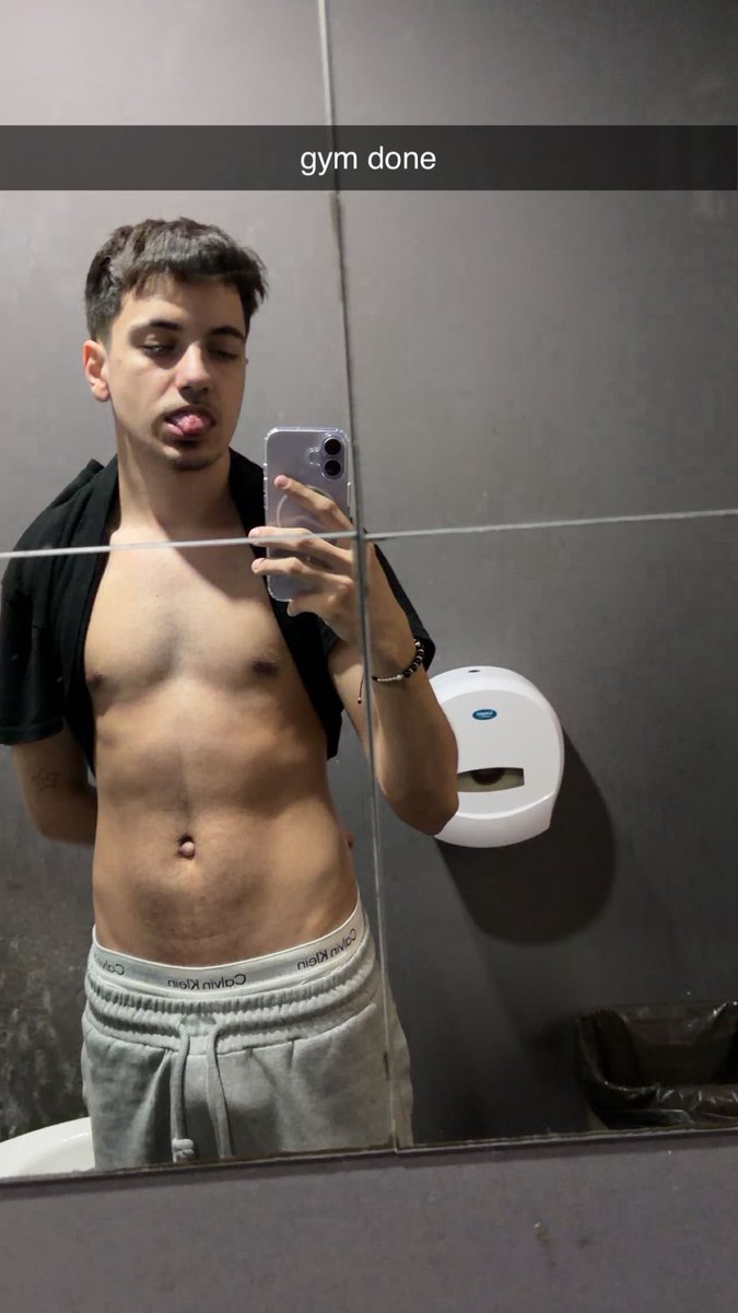 a1talex's tweet photo. prima postare idk heres a thirstrap https://t.co/cnWIVt2CJL