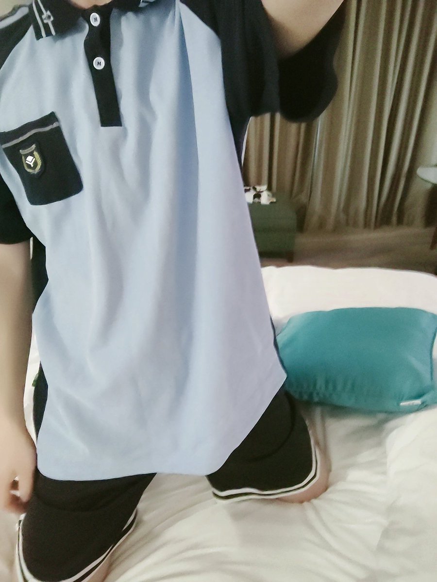 dqhnyd's tweet photo. 晚上好呀 https://t.co/51V8ZldeT3