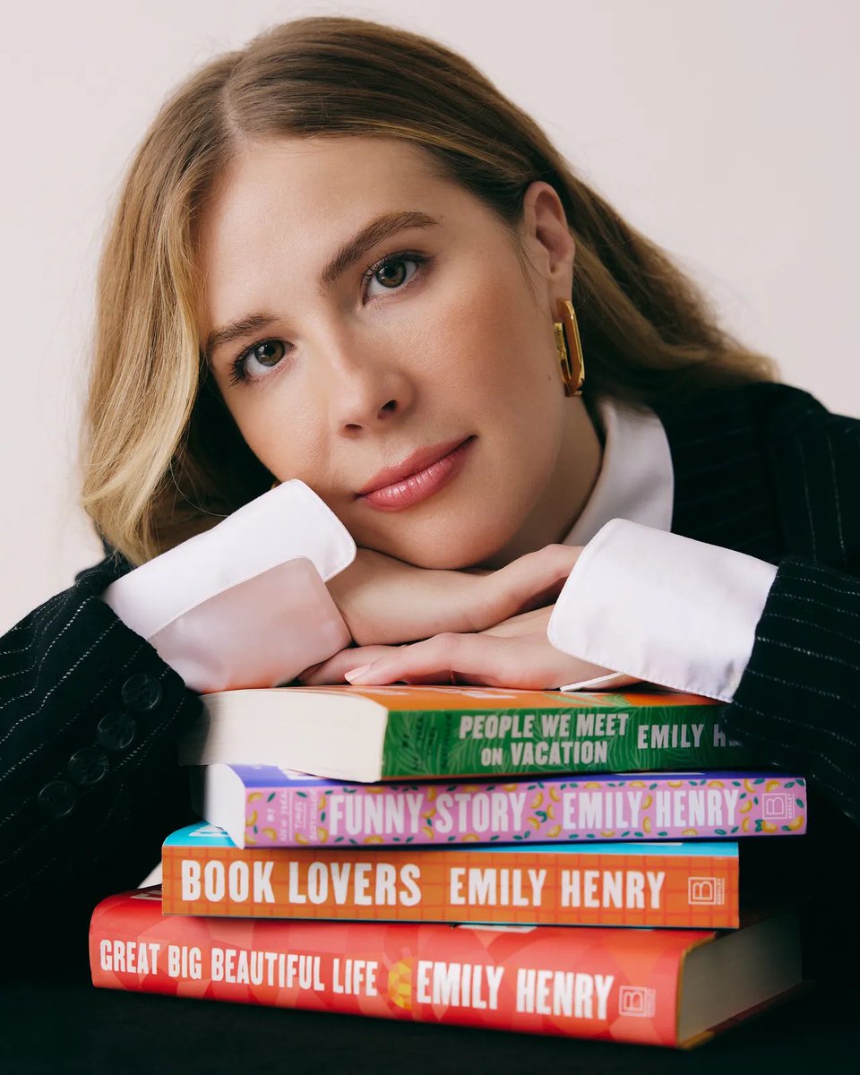 emilyhenryverse's tweet photo. Happy Birthday to the one and only Emily Henry! https://t.co/NB6OkGzkSh
