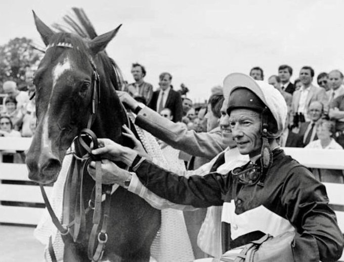MikeWass2's tweet photo. OTD 1982 Lester Piggott rode his 4,000th domestic winner when the talented Ardross, trained by Henry Cecil &amp; owned by Charles St George, won the Geoffrey Freer Stakes at Newbury. 
🔴On the 20th August 1949 the 13-year-old Lester rode his first Newbury winner.🏇🌟#RacingMemories https://t.co/RkJy11OzRr