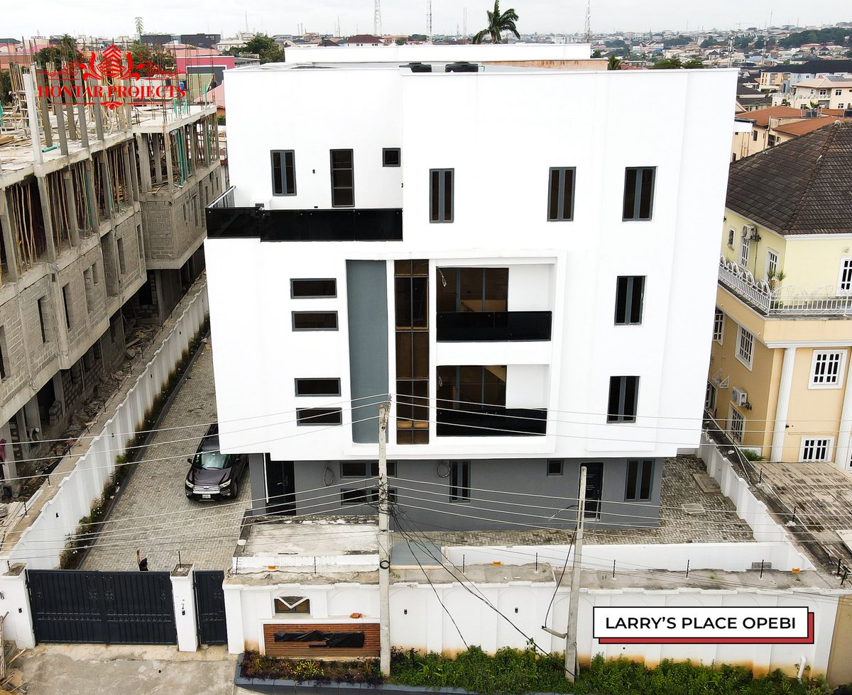 hontarprojects's tweet photo. Larry’s Place Opebi.

Started: 2022
Delivered: 2024

Our definition of steeze and composure is our ability to deliver.

Richville Towers is still underway… send us a dm to book site visit.

#Hontarprojects https://t.co/1EbpHGK1R3