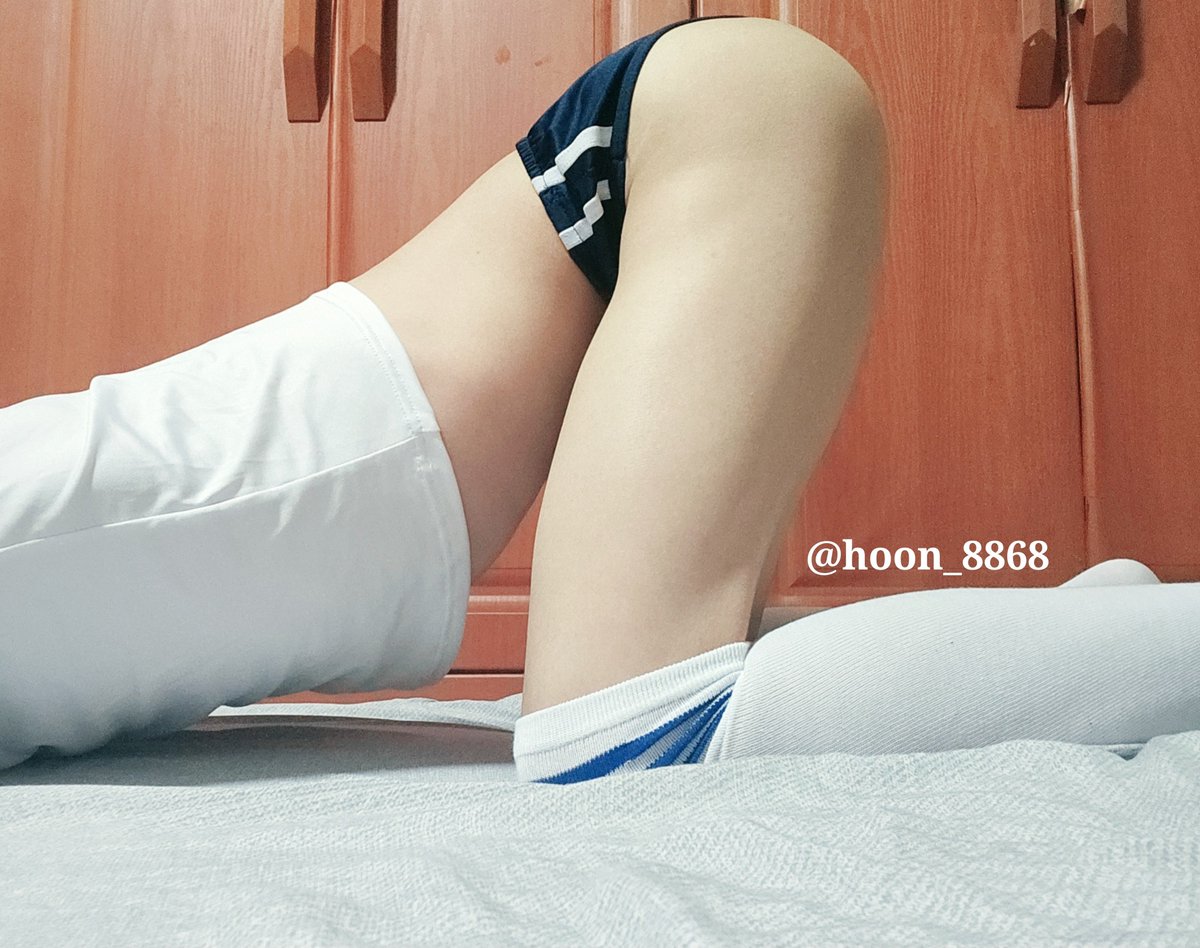 hoon_8868's tweet photo. 요청받은 고양이 자세!ㅎ
#보추 #여장 #CD #멜섭 #바이 https://t.co/0Ps6d3T25J