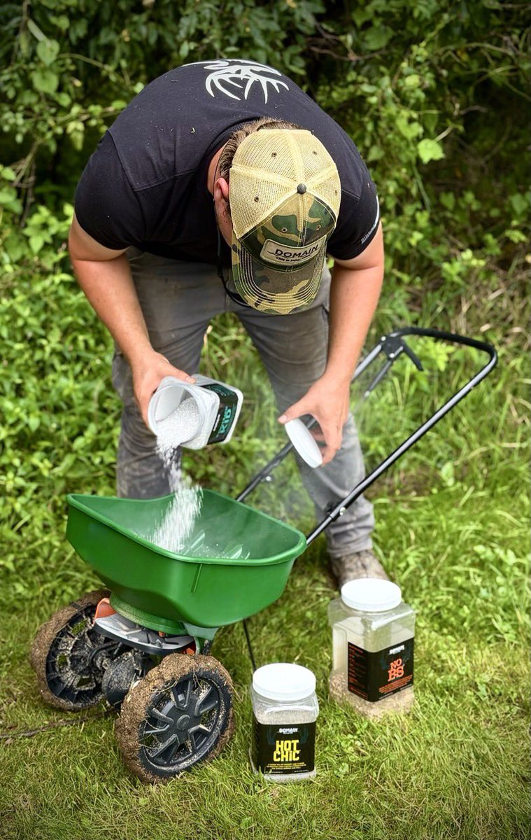 paboyzoutdoors1's tweet photo. Plant it and they will comeβ π¦
Huge thanks to New Era Habitat Services for hooking us up with a set of discs and @domain_outdoor_llc for the best seed in the game!
π±: Domain Outdoor LLC
π§: Team Walkers
#foodplot #whitetail #hunting #pahunting #whatgetsyououtdoors https://t.co/FNdrhlnJlM