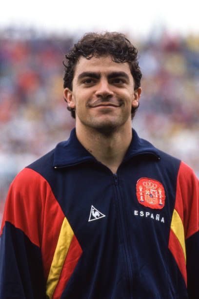 futbolretroes's tweet photo. ¿Lo pondrías entre los 10 mejores jugadores españoles de la historia? https://t.co/5mG68hzWwd
