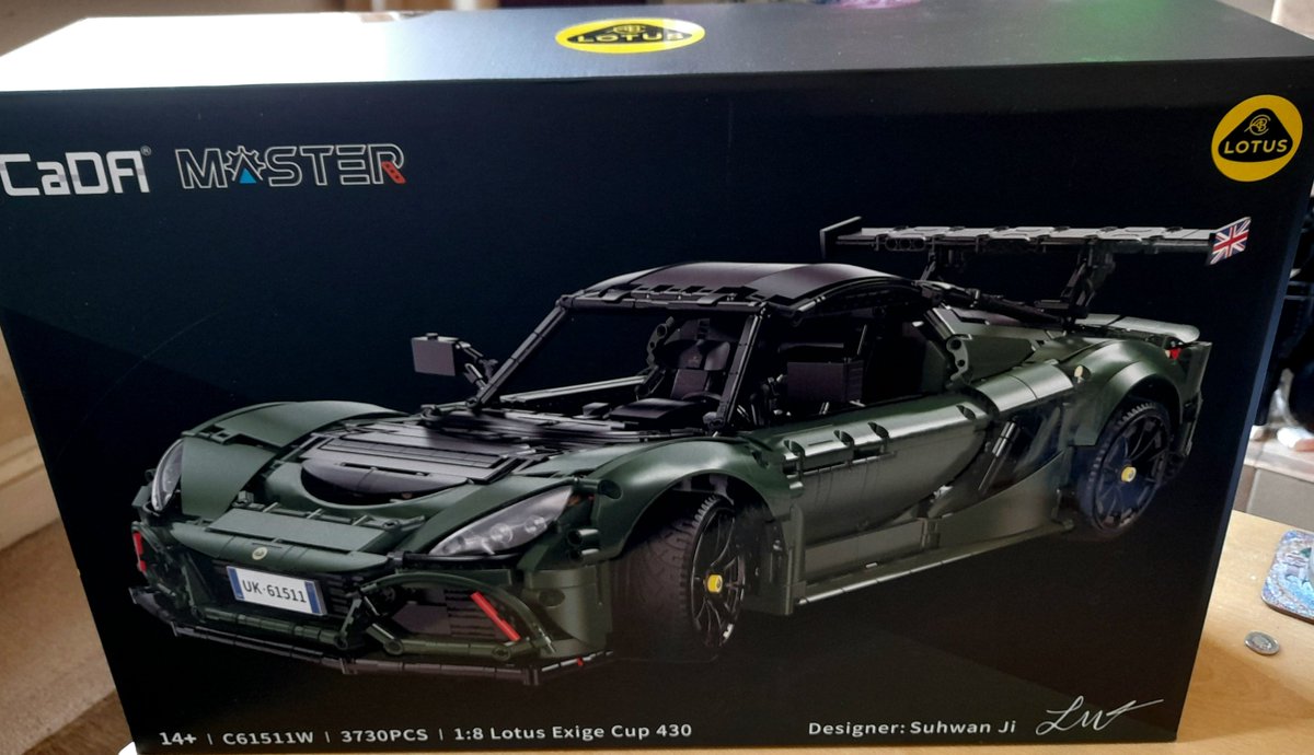 RogerMaybank's tweet photo. To quote Monty Python, And now for something completely different. 
Not Lego Technic but Cada Master, 1:8 scale, Lotus Exige Cup 430, 3730 pieces, I may be some time... #Lego #Afol #NotLego https://t.co/uVdoktjjoa