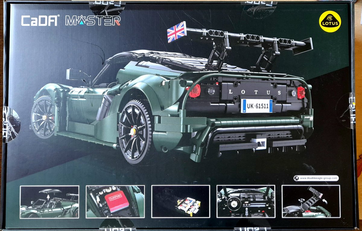 RogerMaybank's tweet photo. To quote Monty Python, And now for something completely different. 
Not Lego Technic but Cada Master, 1:8 scale, Lotus Exige Cup 430, 3730 pieces, I may be some time... #Lego #Afol #NotLego https://t.co/uVdoktjjoa