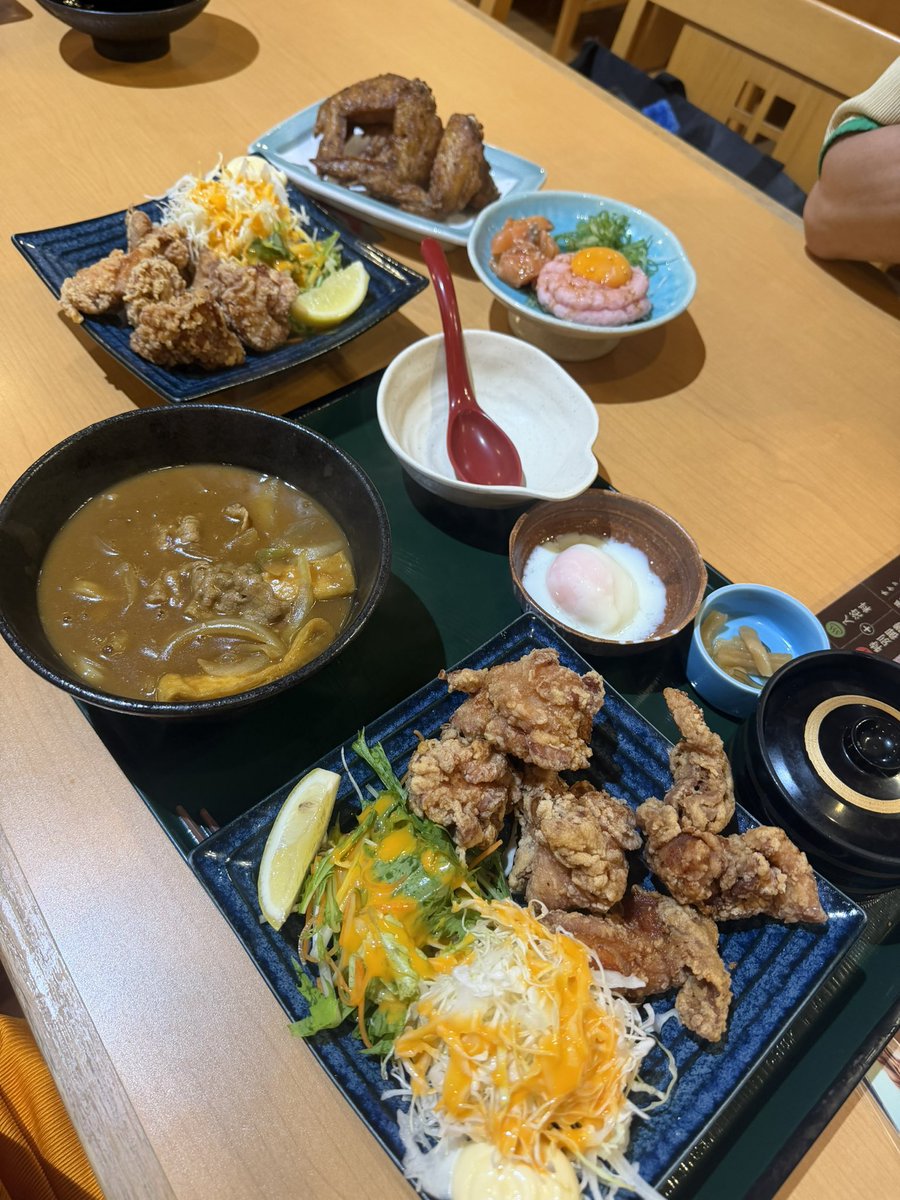 remonpai__4's tweet photo. さらさの湯 うえっちさんイベント❕

パッション熱波気持ちかった〜❤️‍🔥
15時から行って足立さんとうえっちさん
交互のアウフグースと23時の卍丸さん
受けてきました🔥

クッカのスタッフさんに
オススメしてもらったご飯も最っ高に
美味しかったし幸せな1日☀️ https://t.co/VTLUvFfMQV