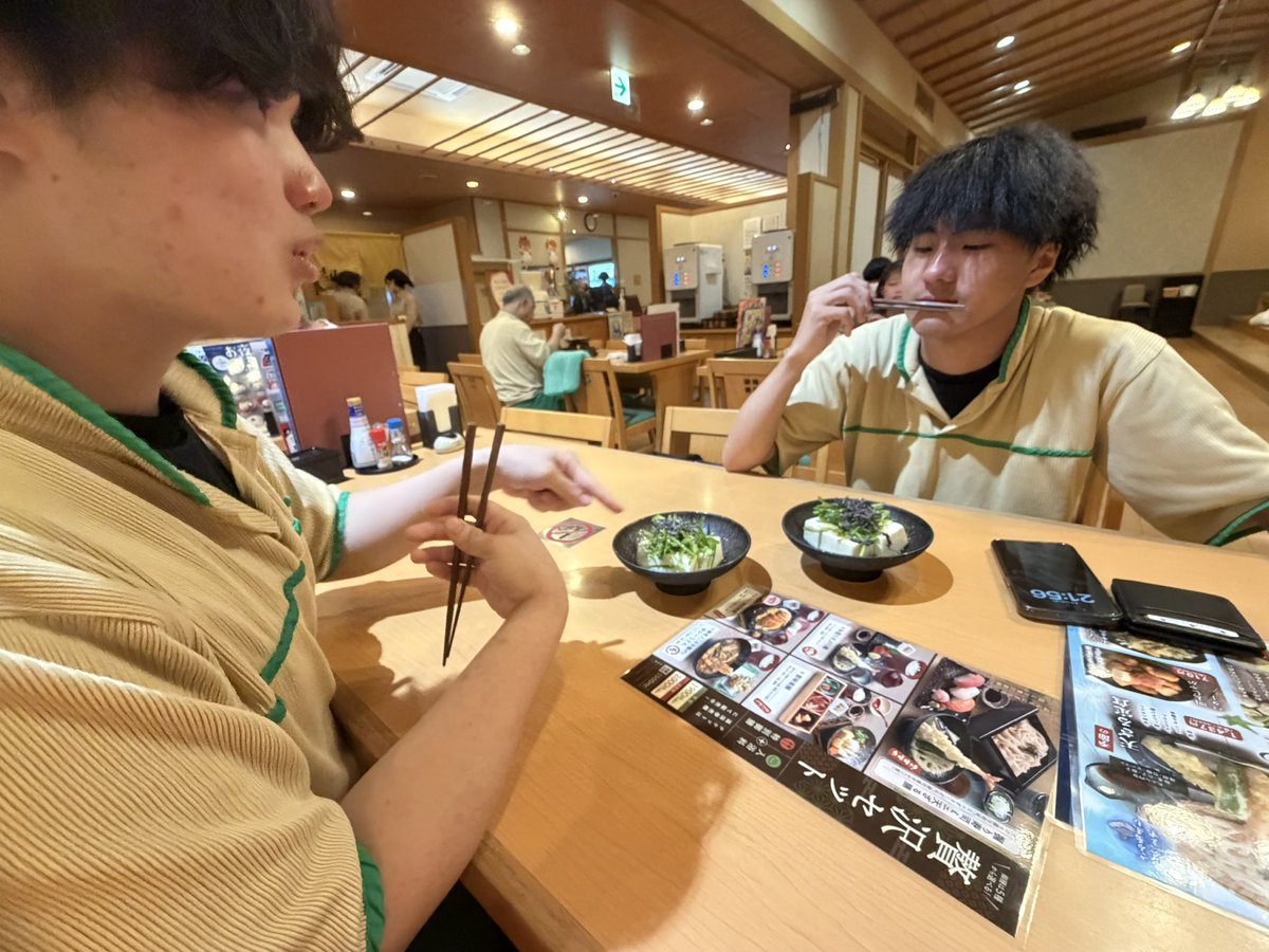 remonpai__4's tweet photo. ピーマン豆腐と手羽先美味しすぎて
2回食べました✨✨✨ https://t.co/fRxeeXquZz