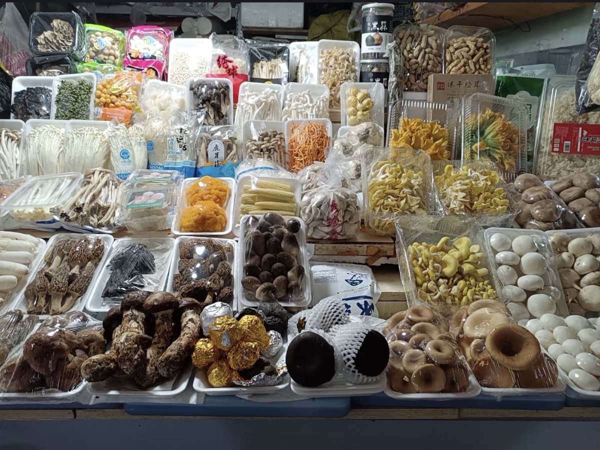 Syncompetions's tweet photo. Fresh organic veggies u0026 whole grains restocked at our local market! Grab yours before they’re gone—perfect for your weekend meal prep! https://t.co/aYPSkCCvvW